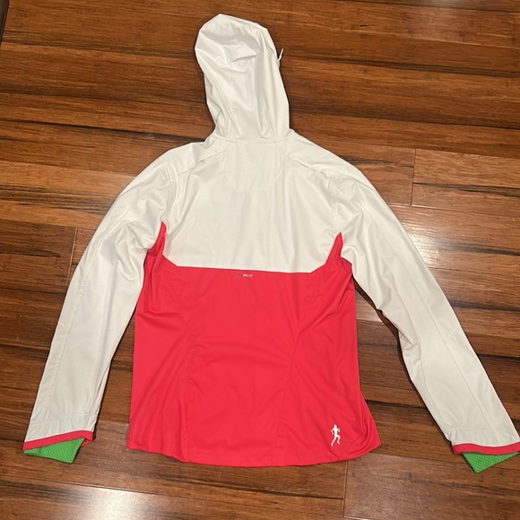 Women’s Adidas lightweight zippered jacket with thumb holes. Size M, new w/o tag - Picture 5 of 9